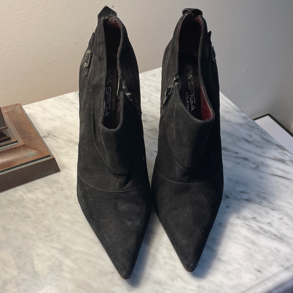Via Spiga Elegant Black Ankle Boots